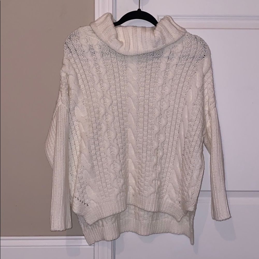 Women’s White Chunky Sweater